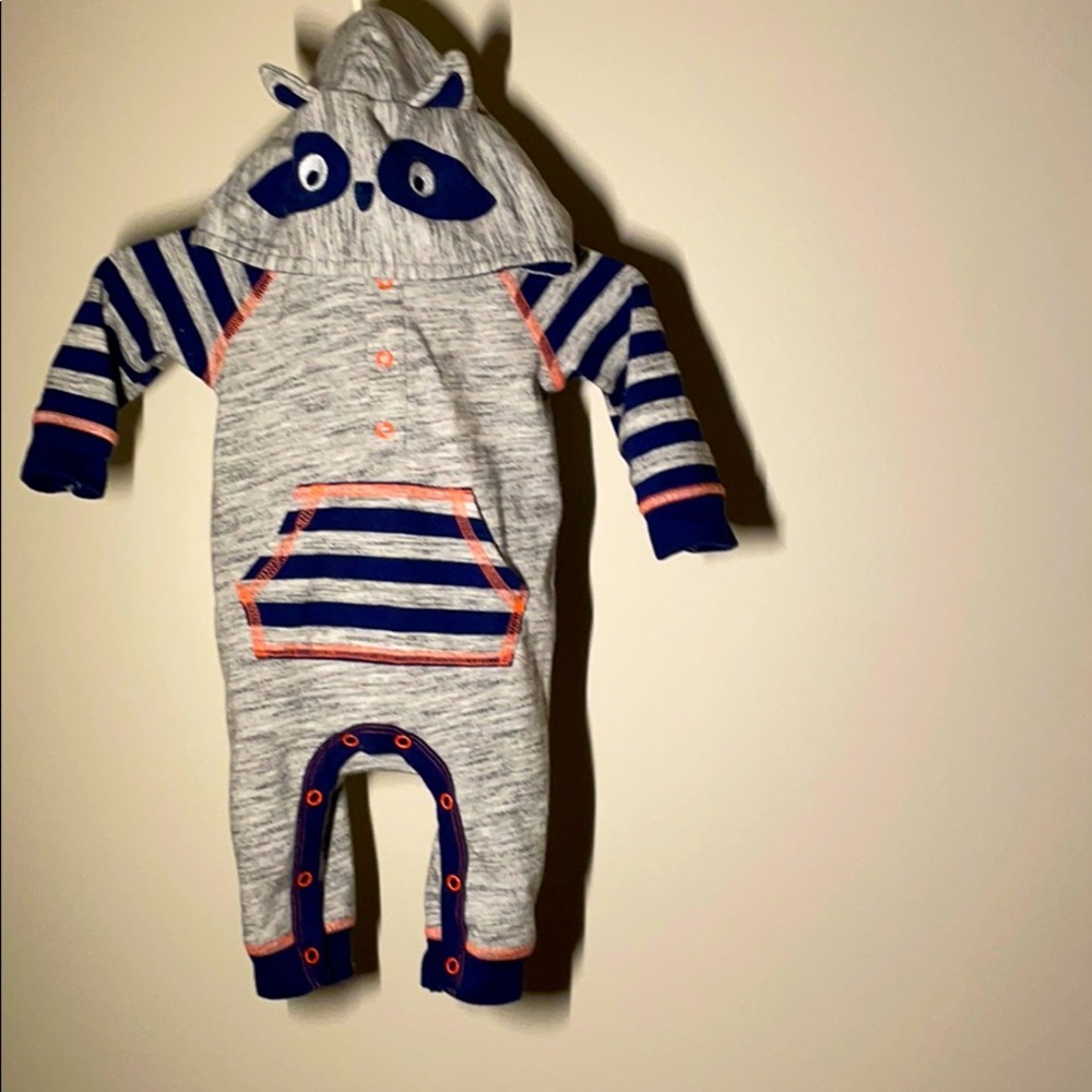 Hooded Raccoon Onsie NBW